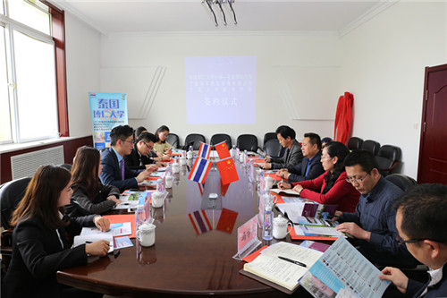                         泰国博仁大学中国—东盟国际学院张旭伟院长一行到新华学院访问交流