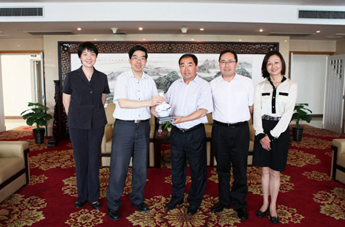                         齐岳书记会见上海交大黄震副校长一行