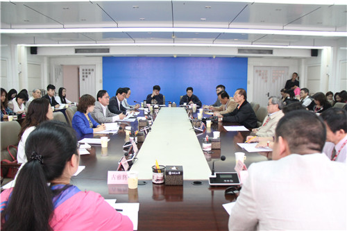                         我校召开与台湾“大陆游学委员会”高校教师交流座谈会